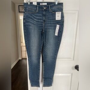 Signature by Levi Strauss Women's Blue Skinny Jeans